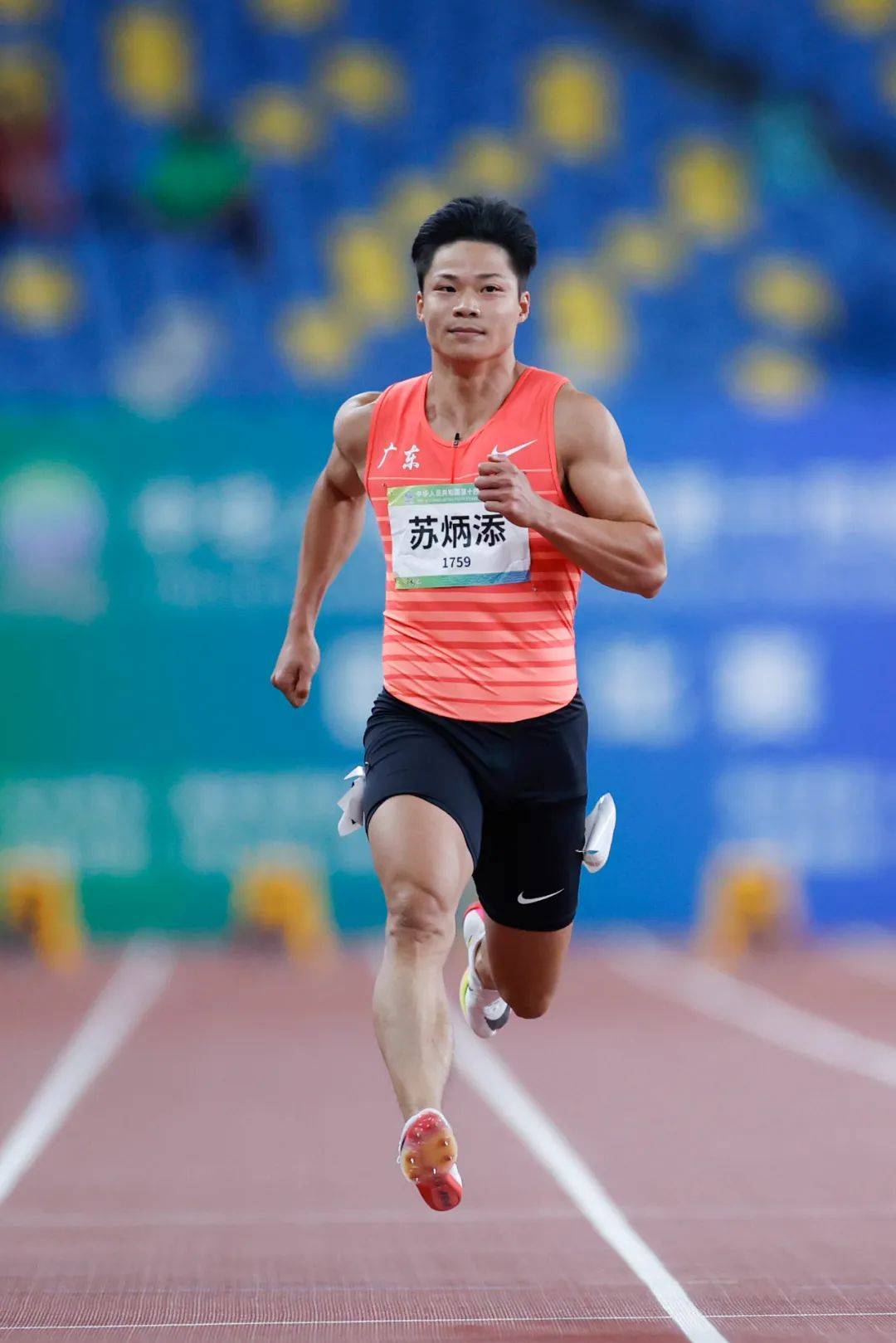 独家:苏炳添来袭!换人、点球(全红婵现场摸苏炳添大腿) 独家:苏炳添来袭!换人、点球(全红婵现场摸苏炳添大腿)